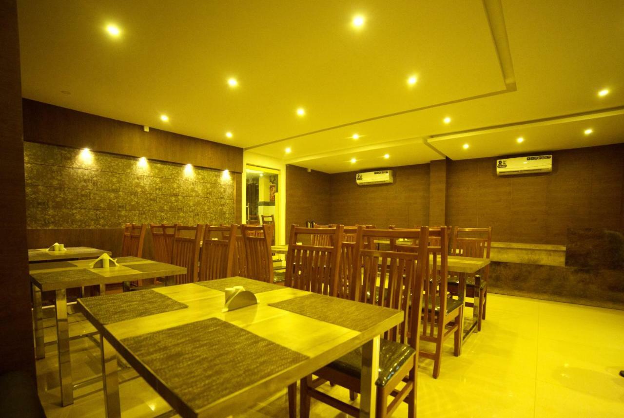 Hotel Wayanad Square Mananthavady Eksteriør billede
